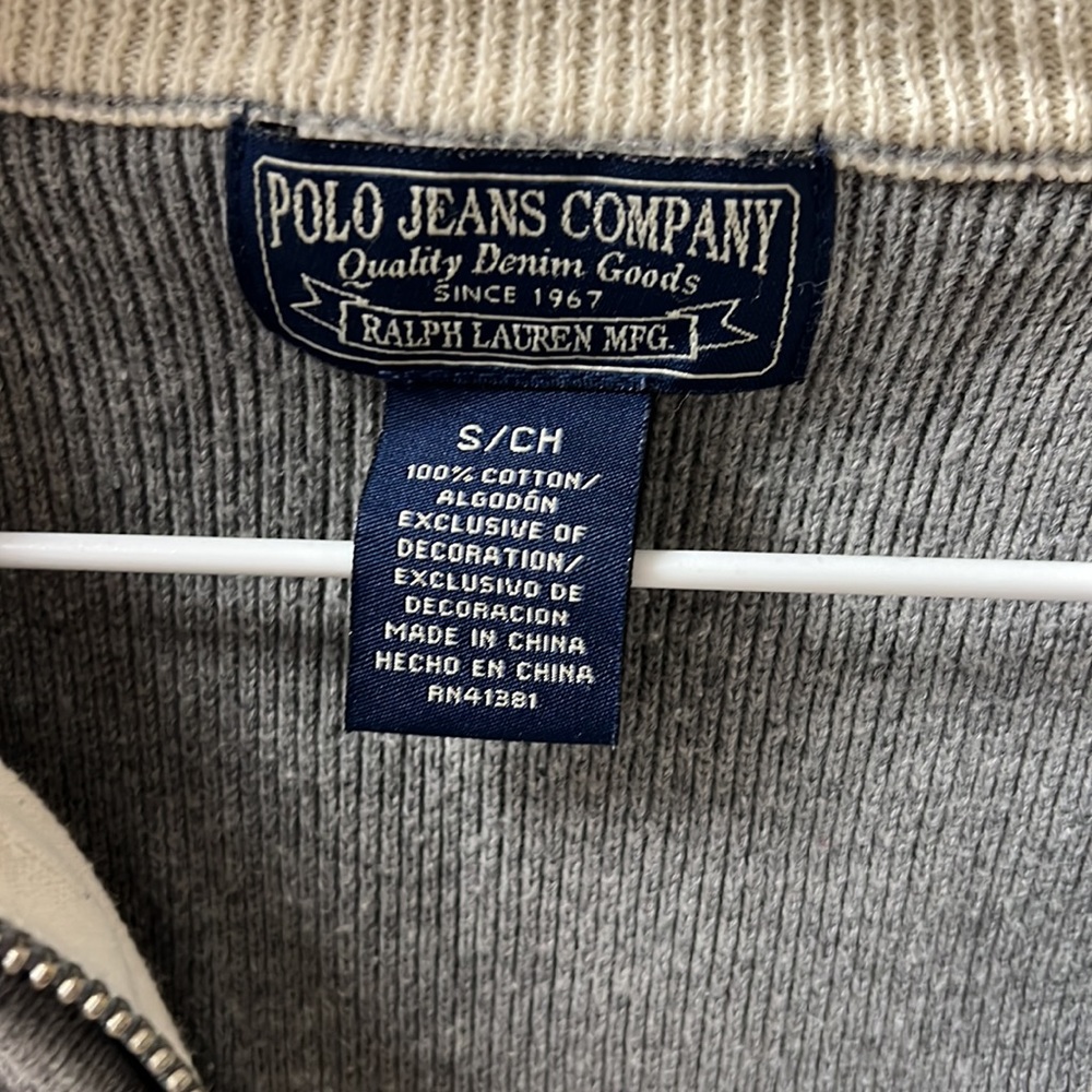 Sweater - Picture 2 of 4